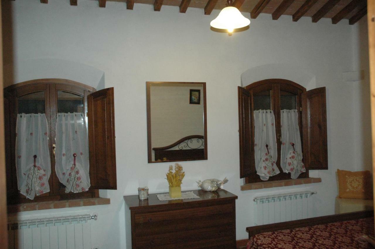 Agriturismo Podere Molino Peccioli Exteriör bild